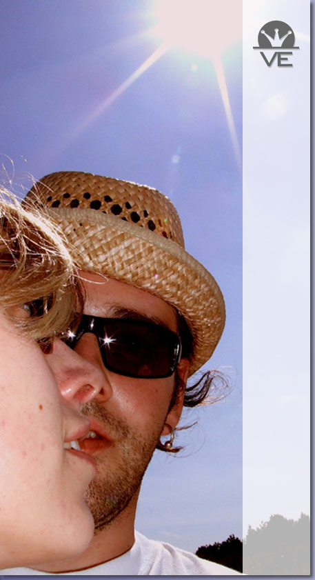 VOGUE-EVOLUTION Logo und Startbild: Es wird hei�...